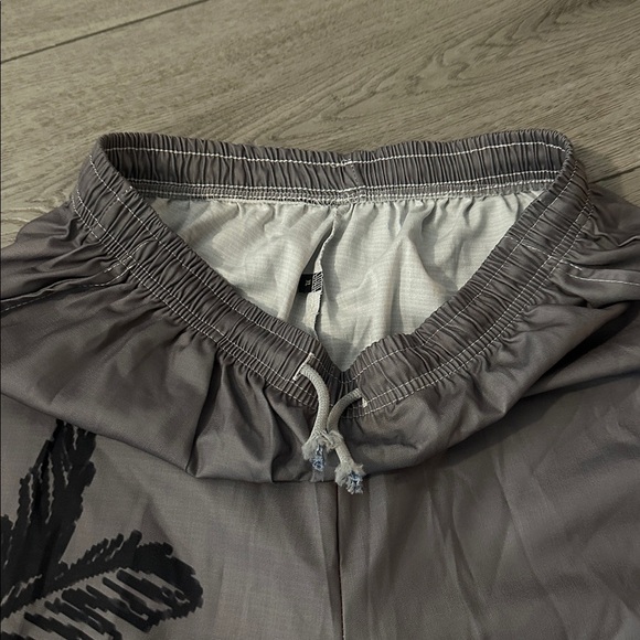 Gray Palm Tree Print Men's Pants size XL - Picture 3 of 8